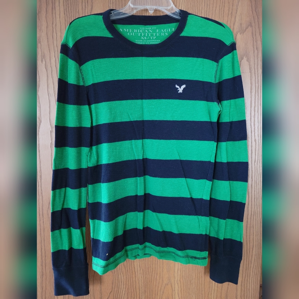 American Eagle Green & Navy sweater